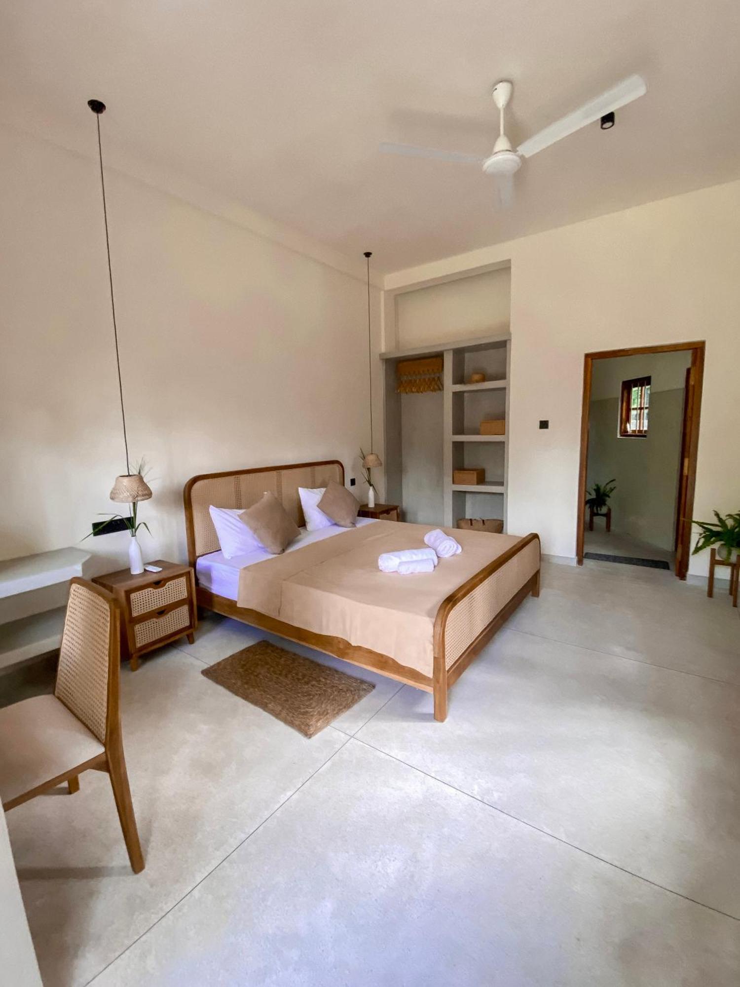The Palm Private Cottages Midigama Exterior photo